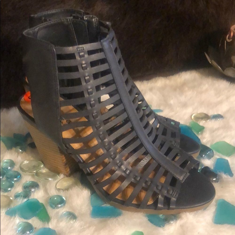Rampage shoes 9.5 (3183W)